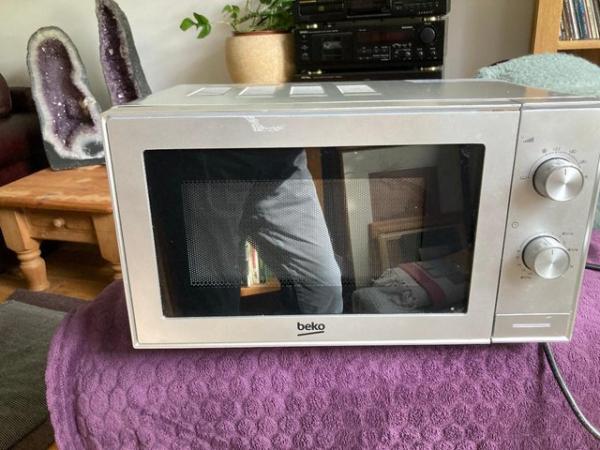 Image 2 of Microwave Beko, 1200w Silver light use only