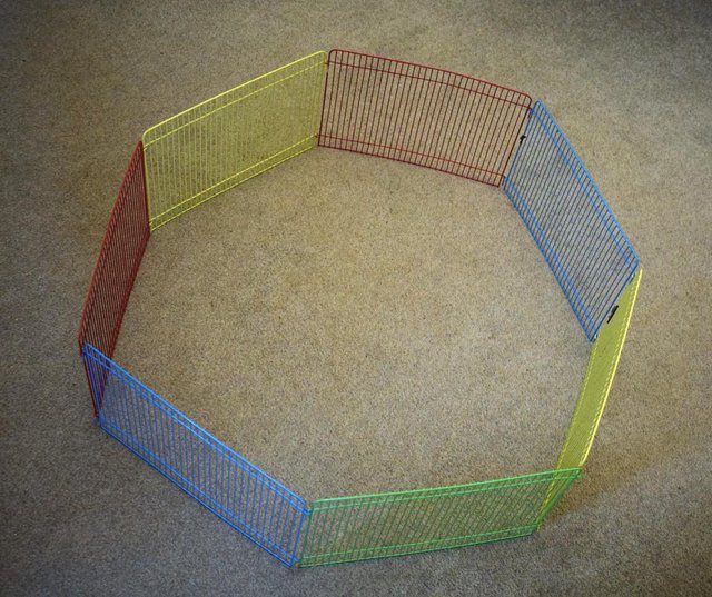 Preview of the first image of Hamster or Small Animal Play Pen.
