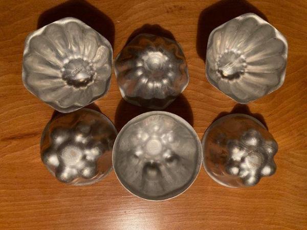 Image 3 of Six vintage Helpmate brand aluminium jelly/pate tins