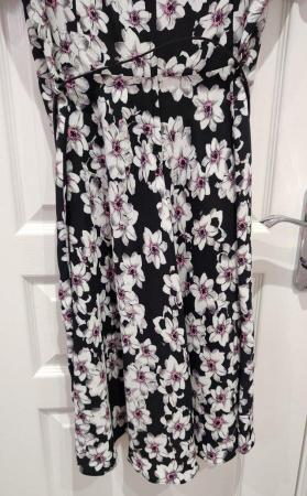 Image 5 of New Wallis Black Floral Summer Lightweight Dress Size 14
