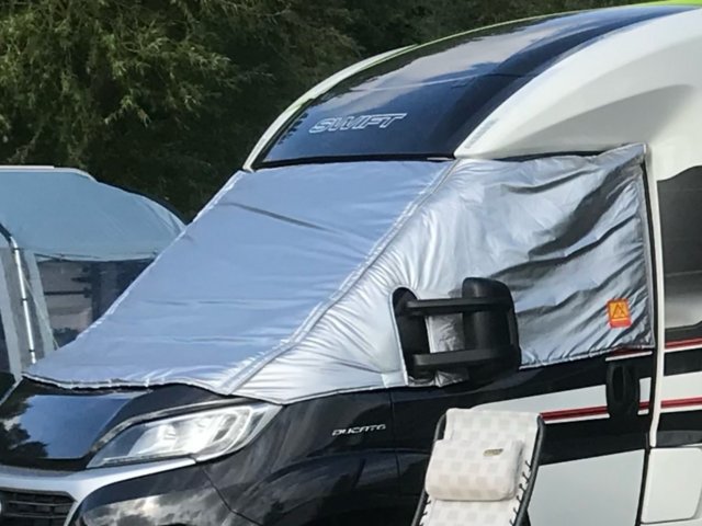 Preview of the first image of External Thermal Windscreen covers - Fiat Ducato/Boxer.