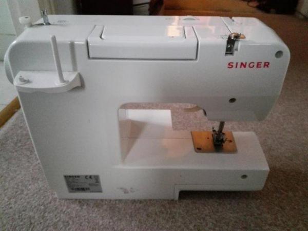 Image 3 of Singer Promise 1408 sewing machine