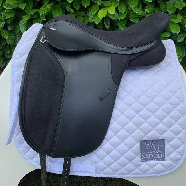 Preview of the first image of Thorowgood T4 17 inch cob  dressage saddle.