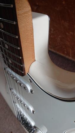 Image 2 of Fender Stratocaster Mexican - White/Cream