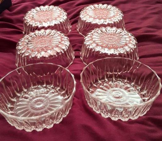 Image 1 of Six beautiful glass bowls - Chatham