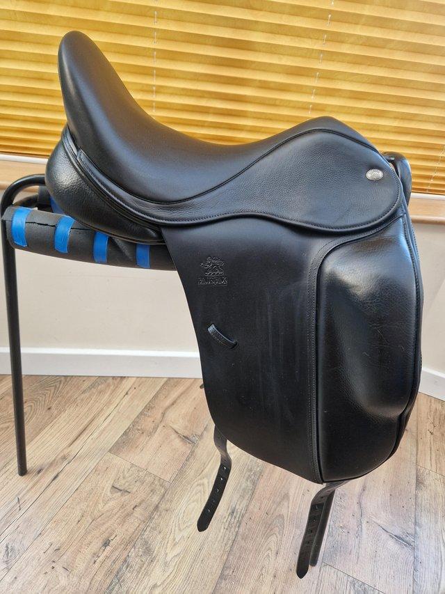 Preview of the first image of Fairfax Classic Dressage Saddle 17" in Black.