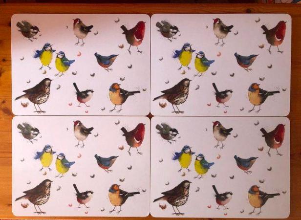 Image 2 of NEW SET OF 4 PLACE MATS IN BEAUTIFUL ENGLISH BIRD DESIGN
