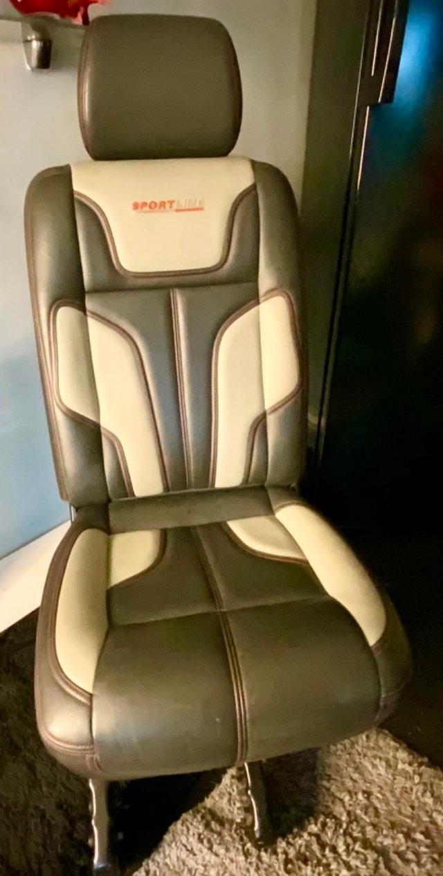 Preview of the first image of VW Transporter T5 Sportline Leather Seat rear tilt single.