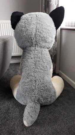 Image 3 of 36 inch large plush husky soft toy