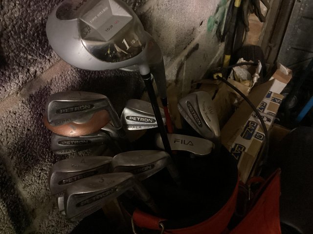 Preview of the first image of Set GOLF Clubs with Bag, with 13 clubs.