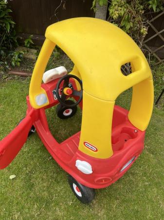 Image 1 of Little tikes cozy coupe car