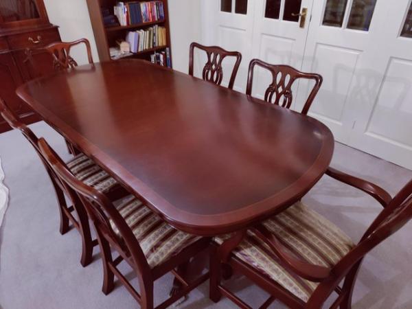 Image 3 of Rosewood dining table & 6 chairs - excellent condition