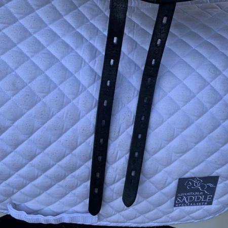 Image 4 of Kent & Masters 17” S-Series High Wither Dressage  Moveable