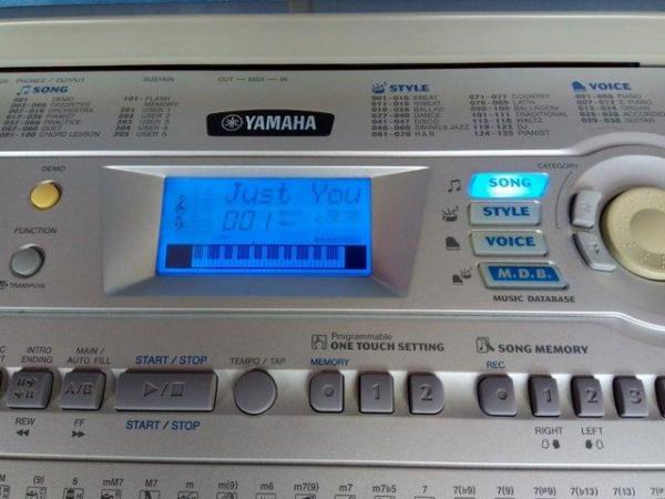 Image 4 of Yamaha PS290 Electronic Keyboard