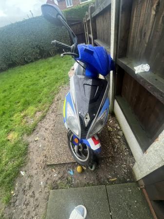 Image 2 of Pulse light speed 2 scooter 50cc spares/repairs