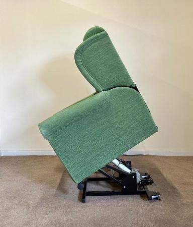 Image 12 of LUXURY ELECTRIC RISER RECLINER MINT GREEN CHAIR CAN DELIVER