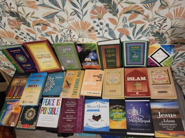 Image 1 of Bundle- Books/ Teaching Material, 2 Mats, 2 Gowns, Beads