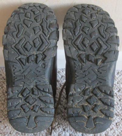 Image 2 of Hiking Boots, size 4........................................