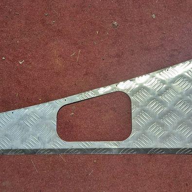 Image 2 of Land Rover Defender Chequer Plate