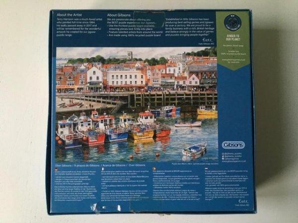 Image 3 of Gibson 1000 piece jigsaw titled Scarborough.