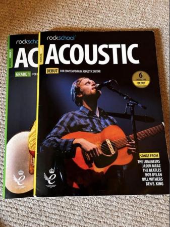 Image 1 of Acoustic guitar with 3 beginners books & debut +grade 1 book