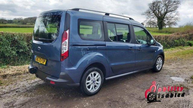 Image 10 of 2020 Ford Grand Tourneo Connect Automatic Wheelchair Access