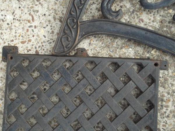 Image 3 of Cast Iron garden furniture st. £180.00. Lincoln