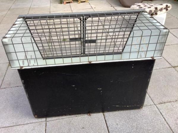 Image 2 of LINTRAN DOG CAGE FOR CAR