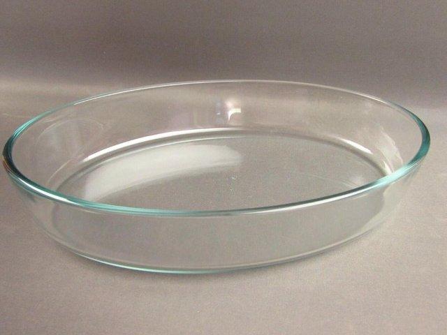 Preview of the first image of Unused Large Clear Oval Oven Pyrex France Cooking Roast Dish.