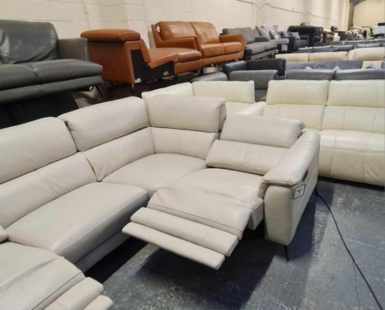 Image 17 of Illinois silver leather electric recliner corner sofa
