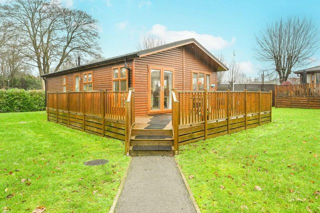 Image 2 of Wessex Classic 40x20 2 Bed - Lodges for Sale in Surrey!