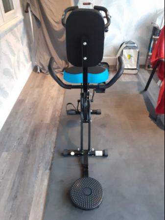 Image 3 of for sale new home gym bike with spin plate