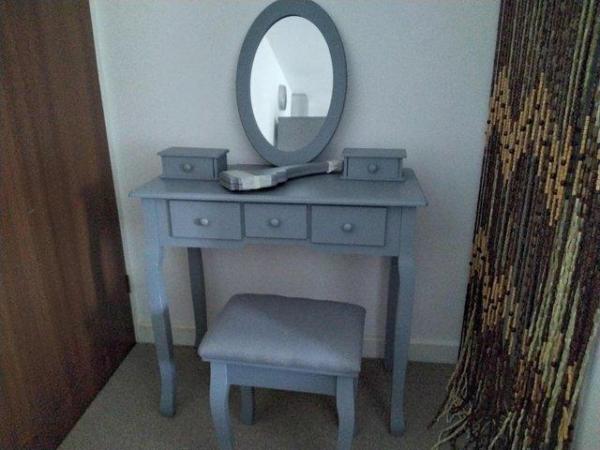Image 1 of Vanity desk with drawers and mirror and stool