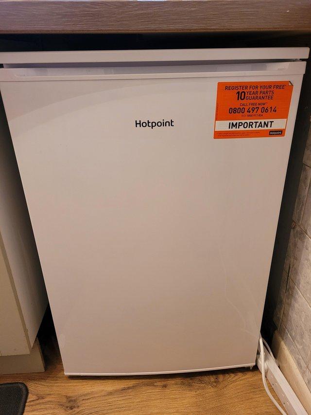 Preview of the first image of HOTPOINT H55VM 1110 W UK 1 Undercounter Fridge -.