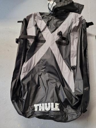 Image 3 of Thule Ranger 90 car roof bag