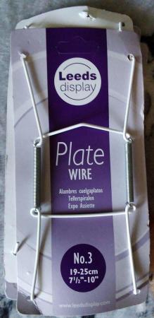 Image 2 of Plate Hangers for plate sizes 19 to 25cm