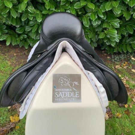 Image 5 of Kent and masters 17.5 inch Gp saddle