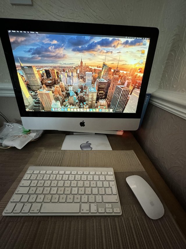 Preview of the first image of iMac (Late 2009) but been Upgraded.
