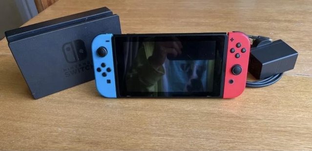 Image 2 of Nintendo Switch 32 GB Console - Neon Blue/Red