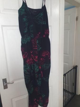 Image 2 of Size 12 dress got loads more clothes for sale please look