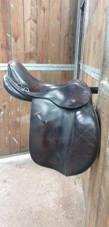Image 2 of 17" W VSD havana leather saddle