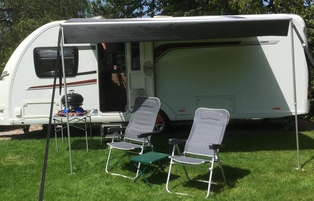 Image 2 of Fiamma Caravanstore canopy with rafter pole and accessories