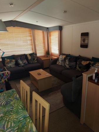Image 10 of Stunning 8 berth static for rent on lido in prestatyn