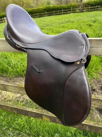 Image 1 of Lovatt & ricketts tan/brown leather saddle