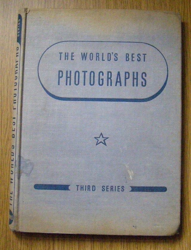 Preview of the first image of The world's best photographs - book.
