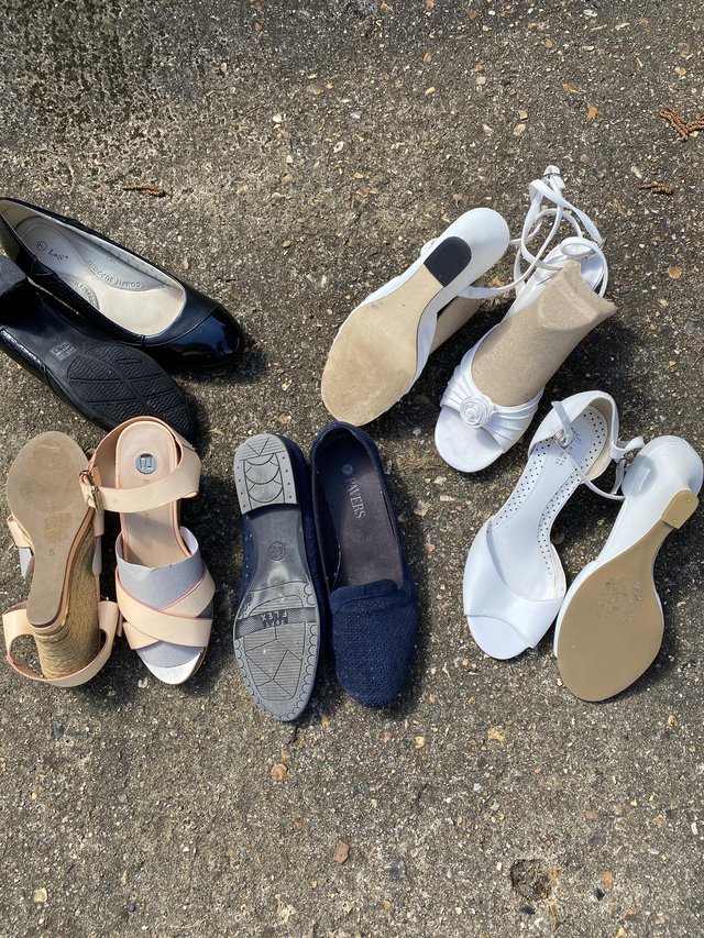 Preview of the first image of Ladies shoes assorted sizes.