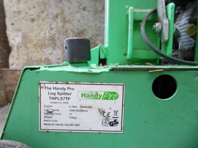 Preview of the first image of HANDY PRO petrol driven 7 ton log splitter.