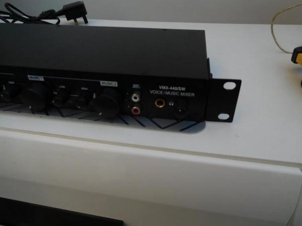 Image 2 of MONACOR VMX-440/SW Microphone Line Mixer PA 19" Rackmount 4