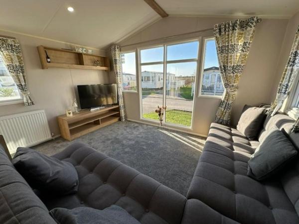 Image 3 of Hot Tub Holiday Home for Sale on Tattershall Lakes