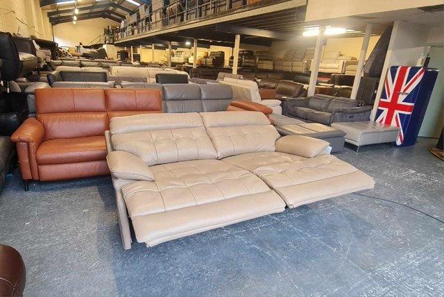 Image 14 of La-z-boy Knoxville cream leather electric 3 seater sofa